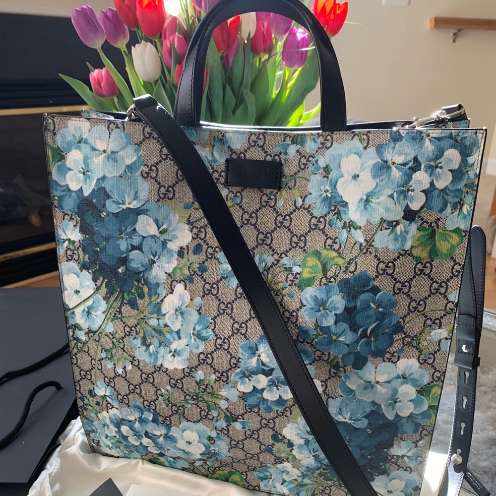 NWT Gucci Convertible Blooms Bag! - Picture 1 of 5